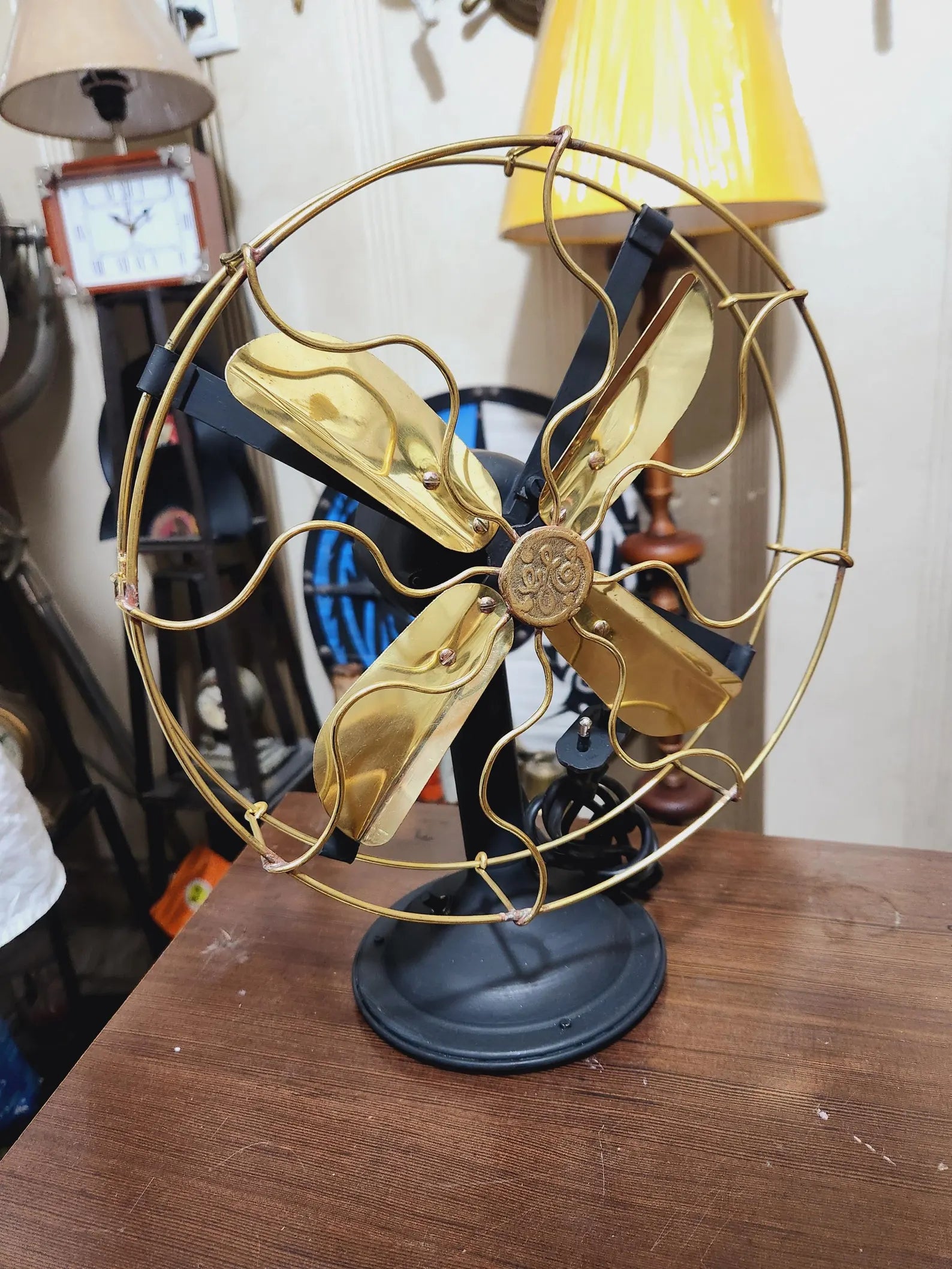 Vintage Brass Double-Sided Fen Rare Collectible Item Gift item