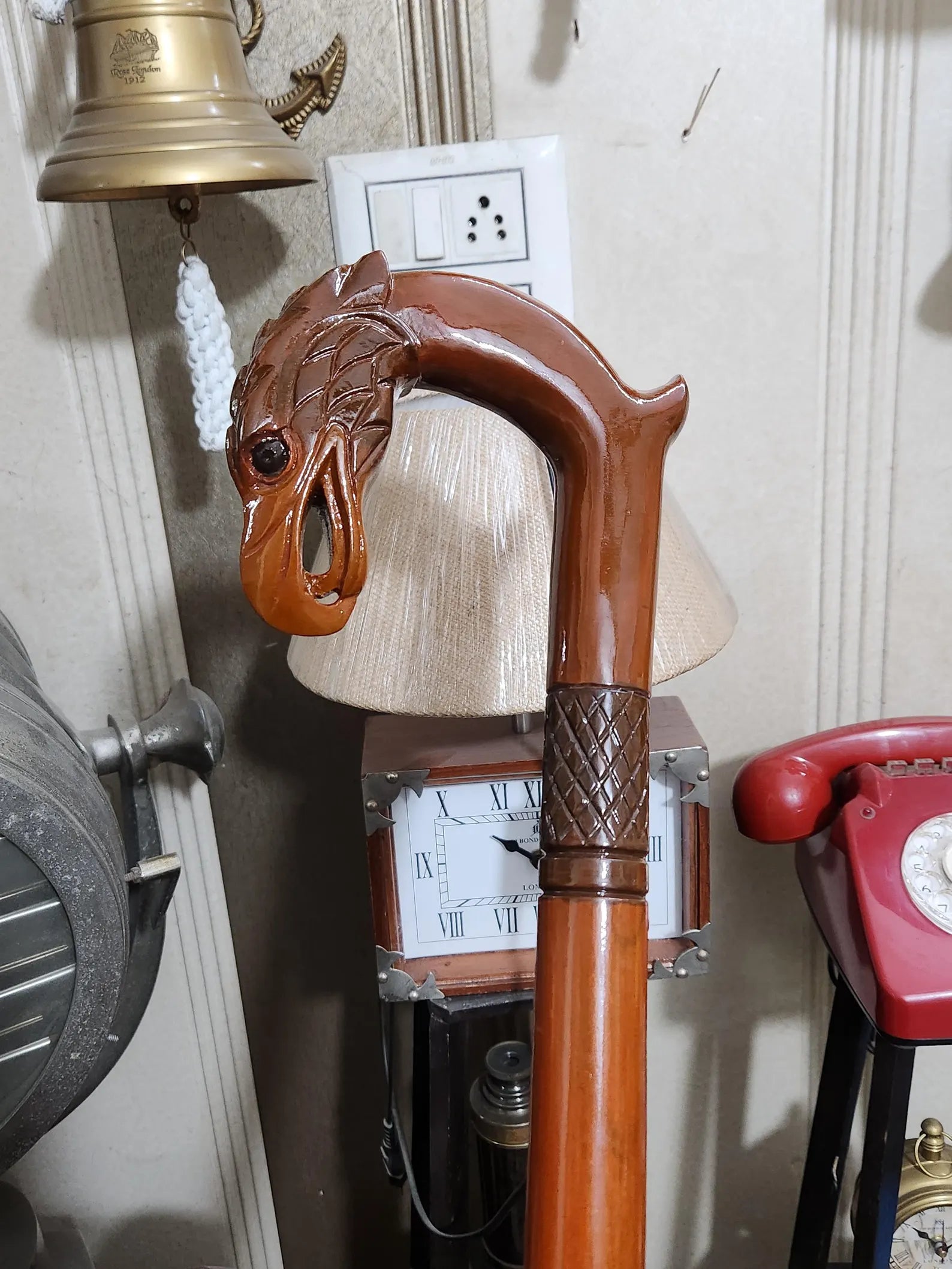 Handcrafted Noble Eagle Head Walking Cane – Elegant &amp; Sturdy Wooden Stick for Men &amp; Women