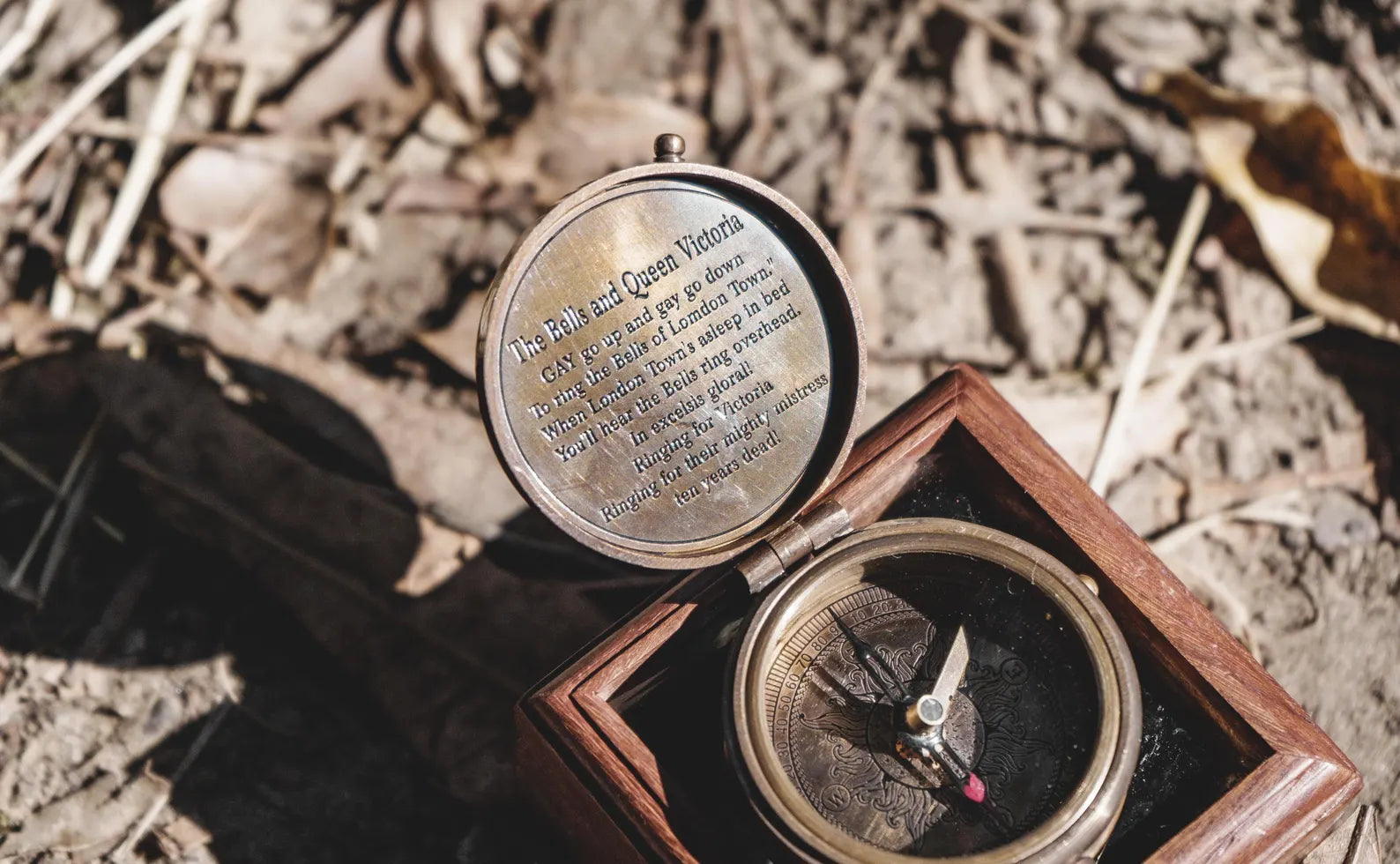 Handmade Brass Victorian Nautical Pocket Compass